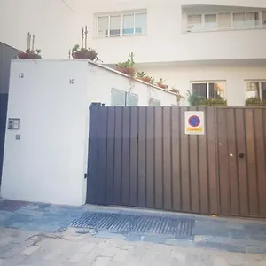 https://alhambrahouse.es-andalucia.com